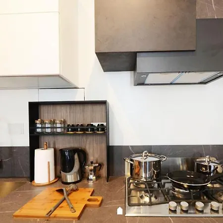 Borea Boutique Apartments- Appartement Trieste